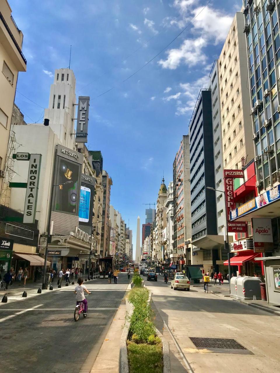 Estilo Y Comodidad En Av Corrientes, Departamento Con Estacionamiento Para Autos Buenos Aires Esterno foto